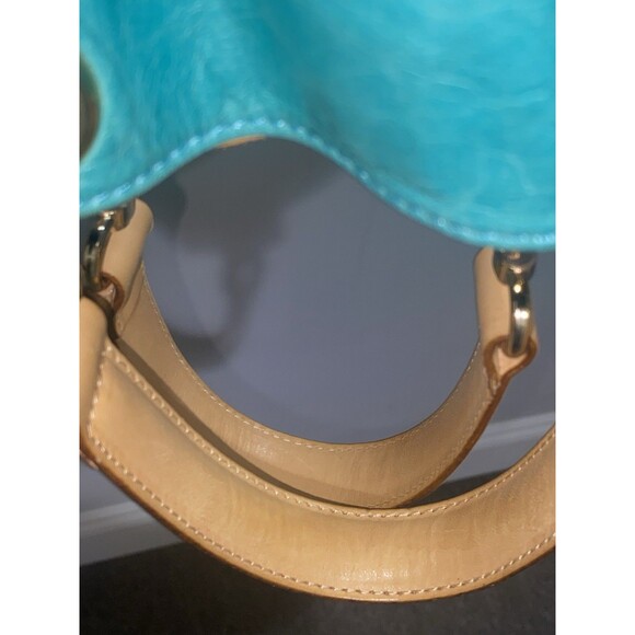 Turquoise leather Maurizio Taiuti bucket handbag Gold hardware - Picture 13 of 16